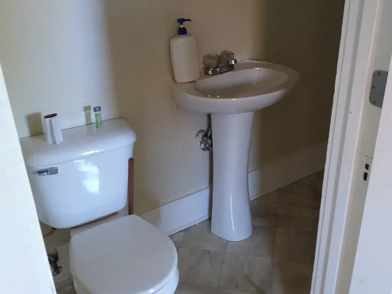 434 Dorr St #2 — Photo 6