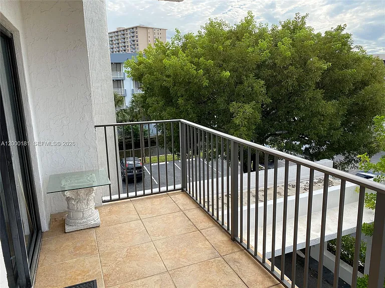 1900 Diana Dr #3D — Photo 18