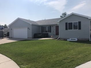 3789 Glantz Dr, Billings, MT 59102