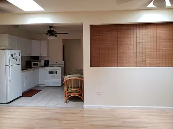 4th image of 475 Kinoole St #203