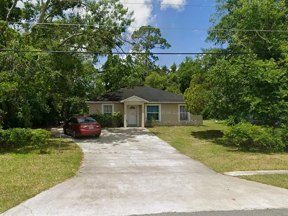 2426 Chase Ave