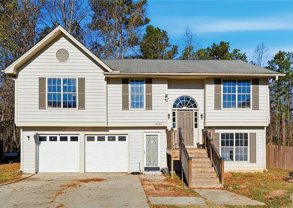 1st image of 4652 Park Lake Ct