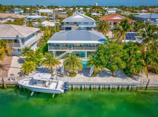 521 11th St, Key Colony Beach, FL 33051
