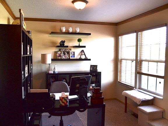 3rd image of 5815 Thorngate Dr