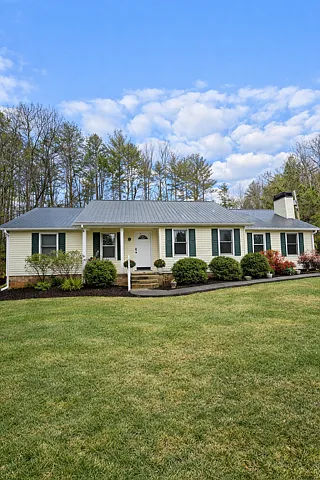 163 Johns Ridge Rd Photo 1