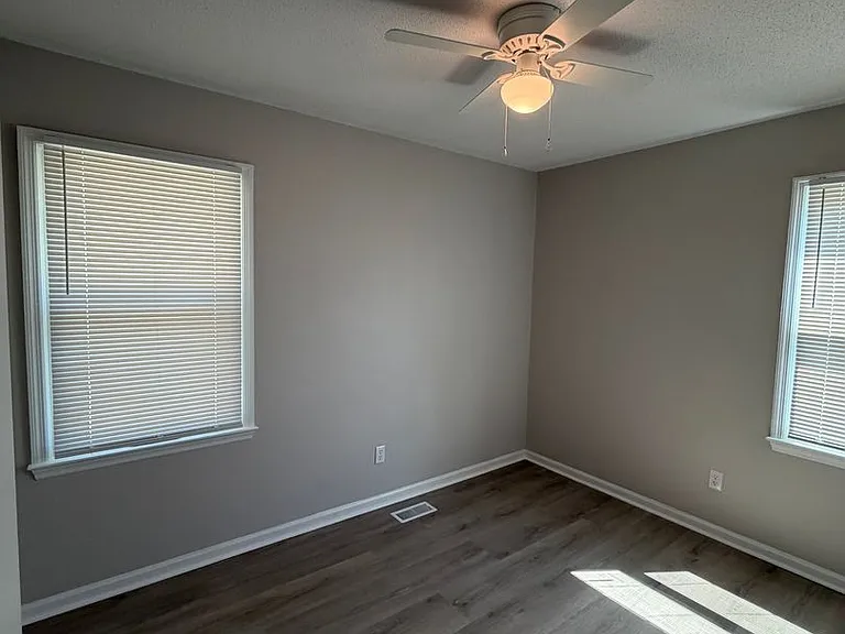 101 N Water St — Photo 18