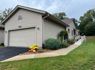 5020 Thistle Trl, Loves Park, IL 61111