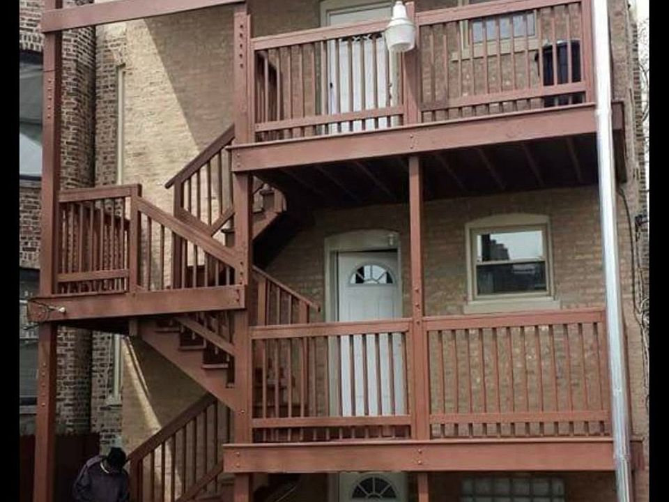 1st image of 4741 W Van Buren St #2