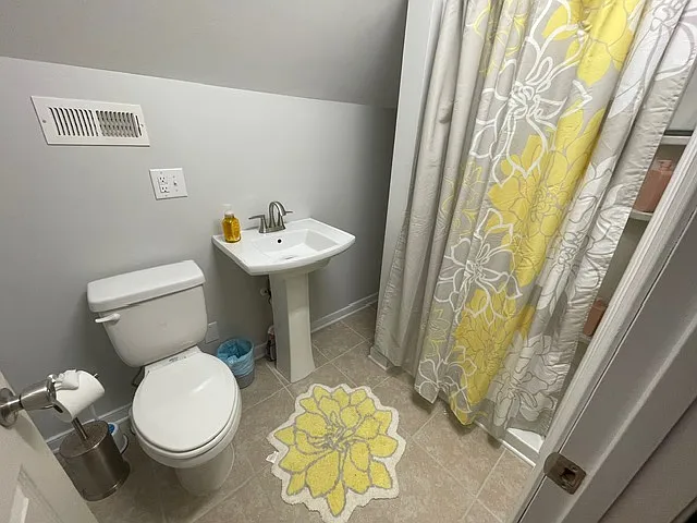 2880 Patriots Landing Dr — Photo 34