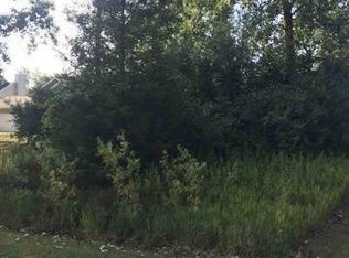 13559 Northmoor Dr, Cement City, MI