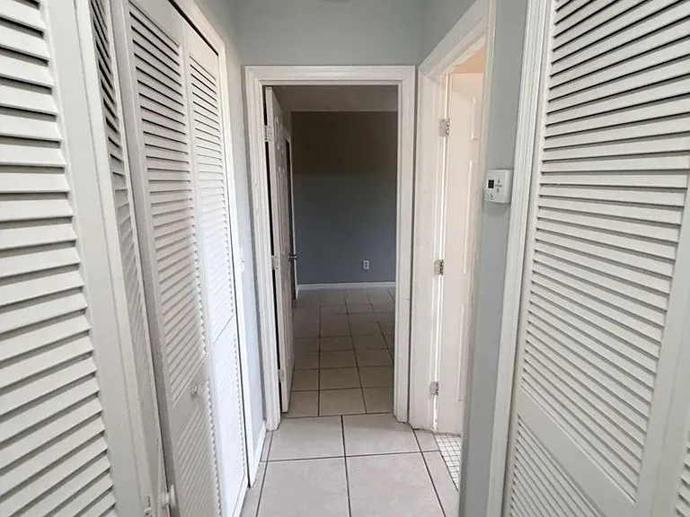 708 SE 47th St — Photo 18