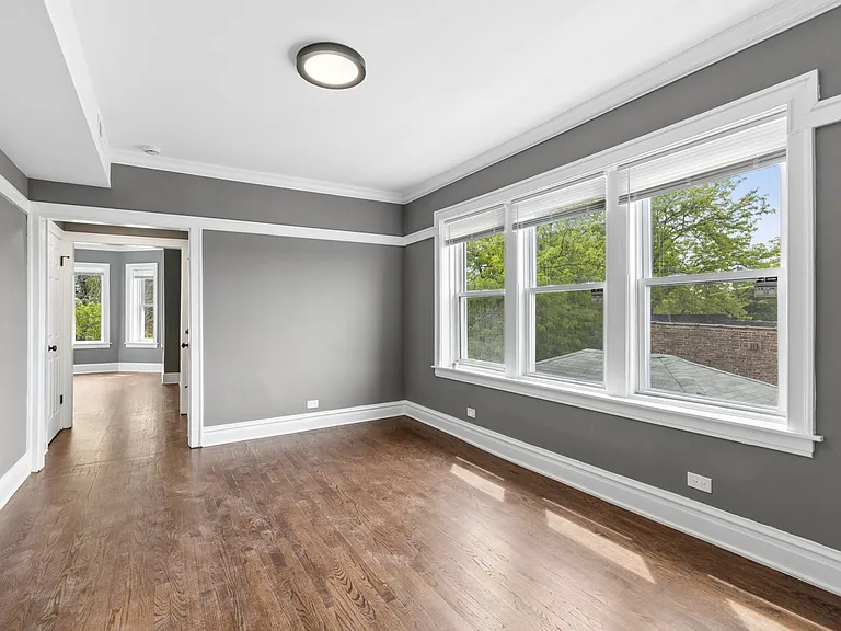 8210 S Marshfield Ave #1 — Photo 4