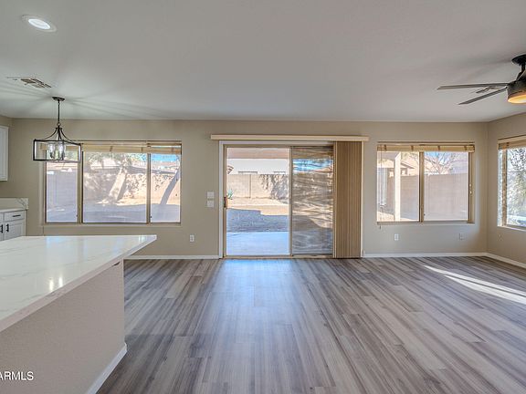 4th image of 1662 W SPARROW Drive
