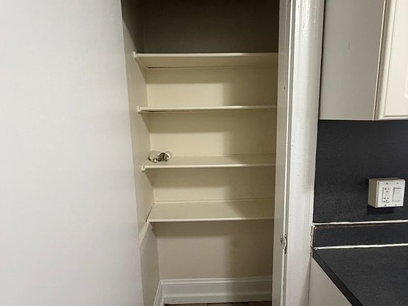3rd image of 9 Barrows St #Bu