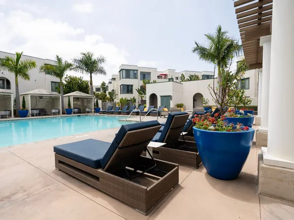 Dylan Point Loma Apartments