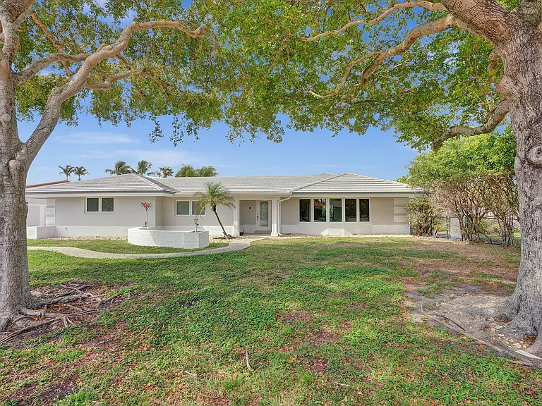 5581 NE 31st Ave — Photo 51