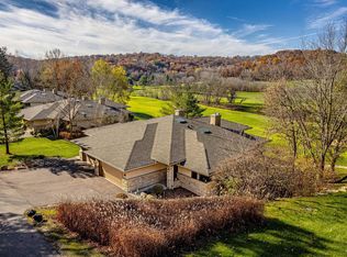 112 Aspen Glen Dr, Spring Green, WI 53588