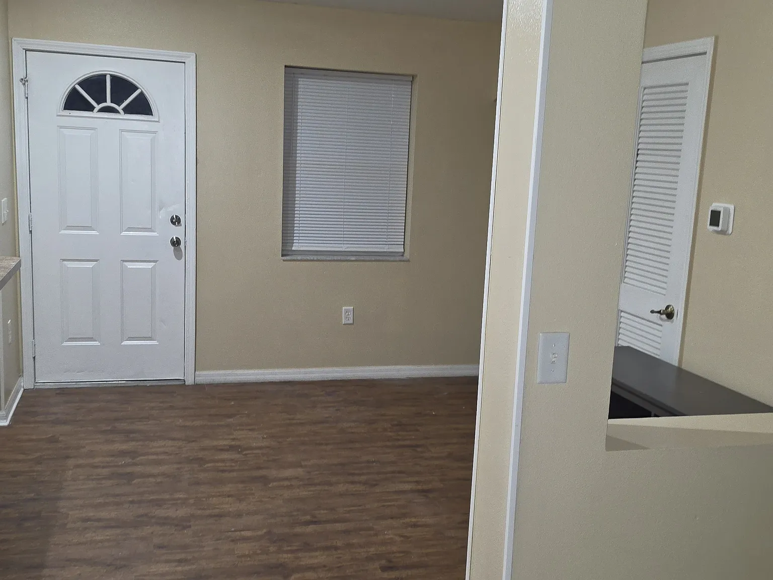 2 bed, 1008 sqft, $1,500 — Photo 2
