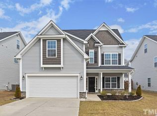 3920 Freemark Ln, Fuquay Varina, NC 27526