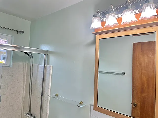 1434 Miramonte Ave — Photo 9