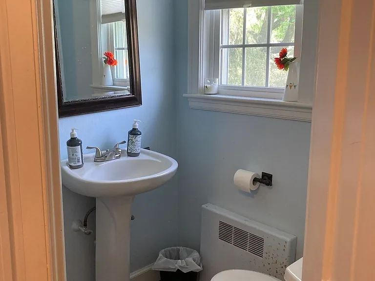16 Pine St — Photo 14