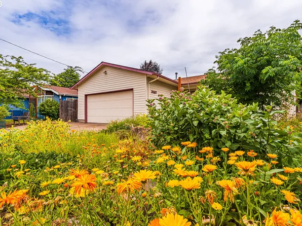 3457 Mahlon Ave, Eugene, OR 97401