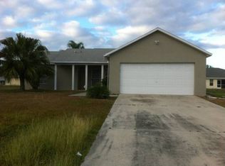 1411 SW 10th Ter, Cape Coral, FL 33991