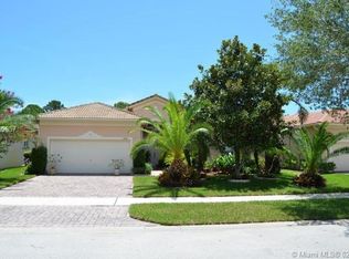 5426 Place Lake Dr, Fort Pierce, FL 34951