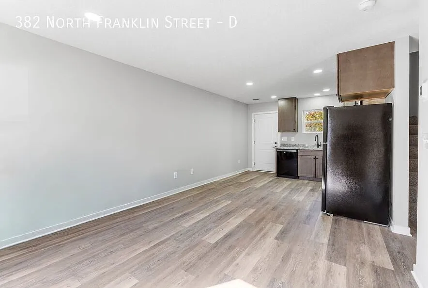 3 Bedroom Townhome In Richwood!! Available October 2026 — Photo 2