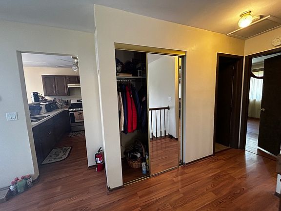 3rd image of 3901 Sandpiper Dr