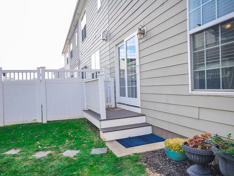 68 Tavern House Hl — Photo 47