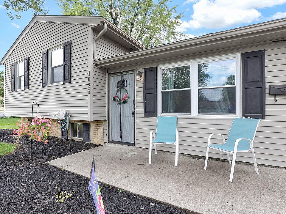 1st image of 1023 Amherst Dr