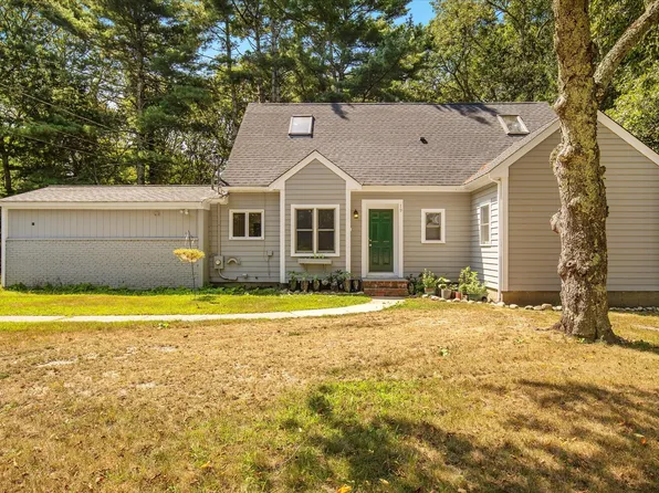 19 Moniz Way, East Falmouth, MA 02536
