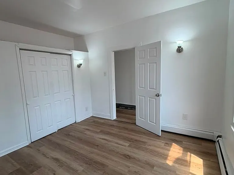 86 Spring St — Photo 12