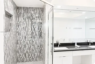 16400 Collins Ave #CU-542 — Photo 25