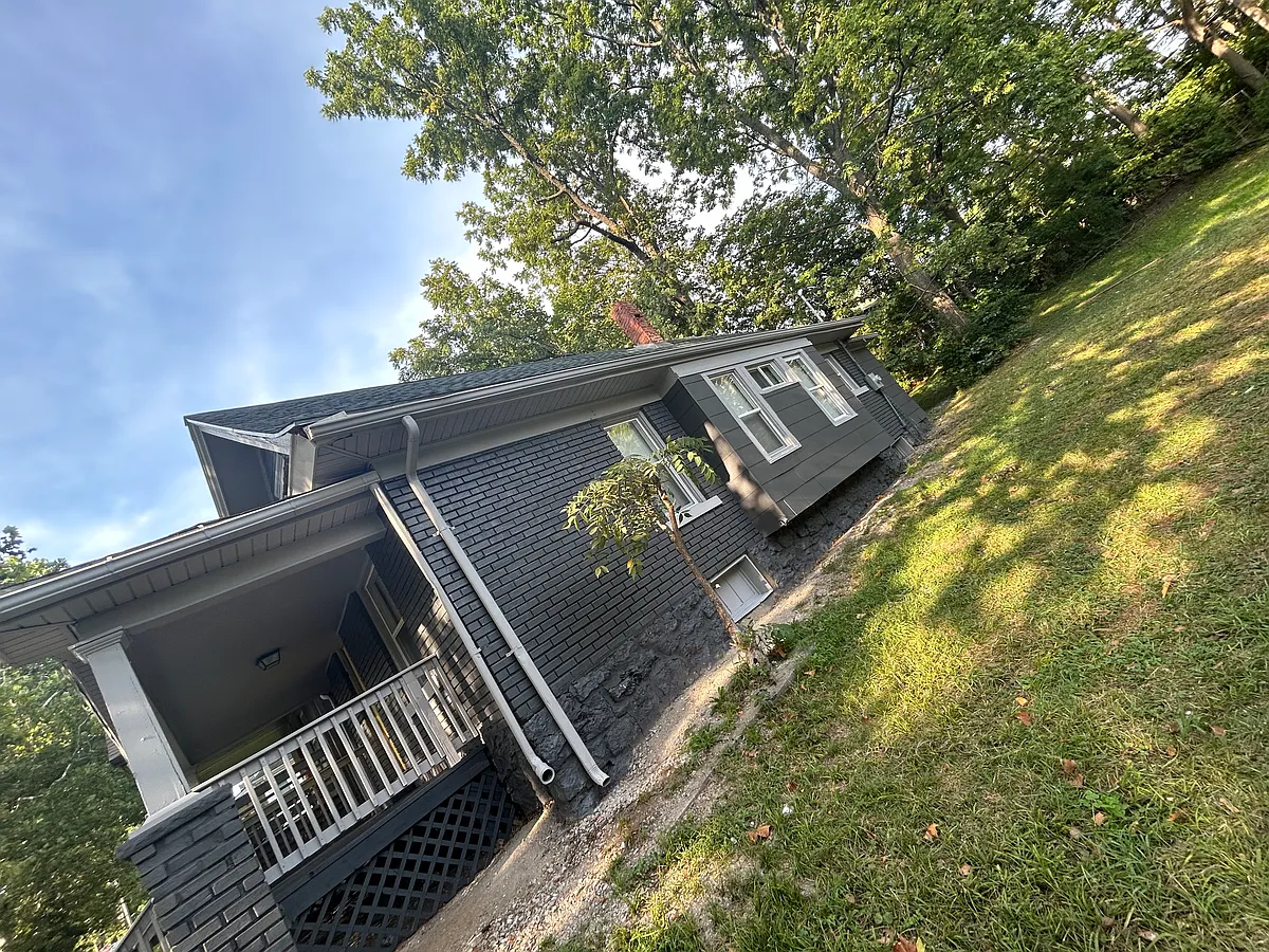 Building Photo - 4119 Forest Ave