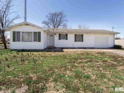 607 S Elm St, Sesser, IL, 62884