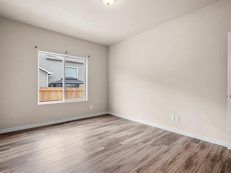 10479 Kalama Dr — Photo 13