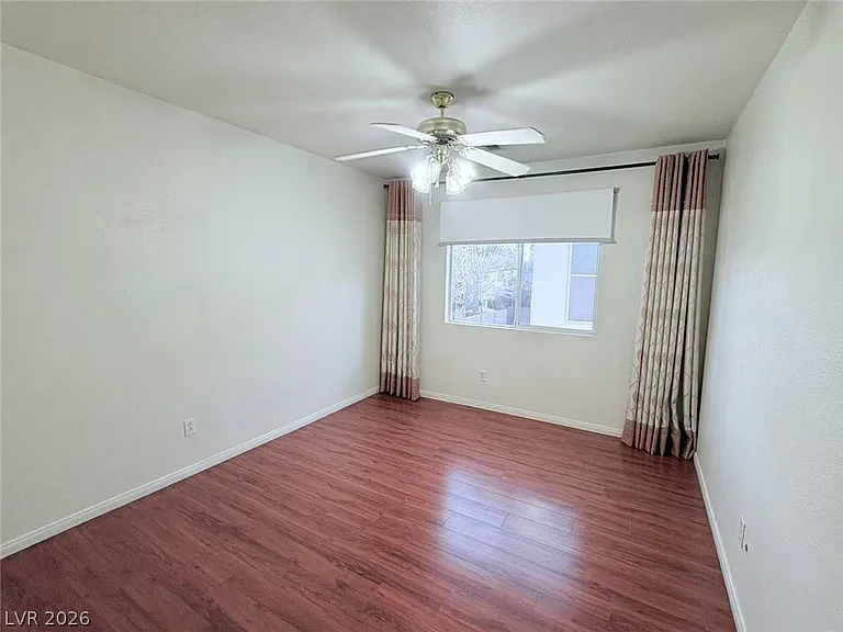 1304 Paraiso St — Photo 6
