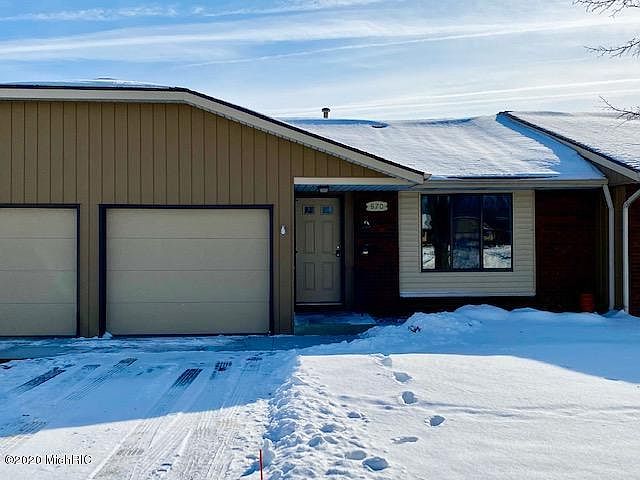 1st image of 670 Waterview Ct SW #24