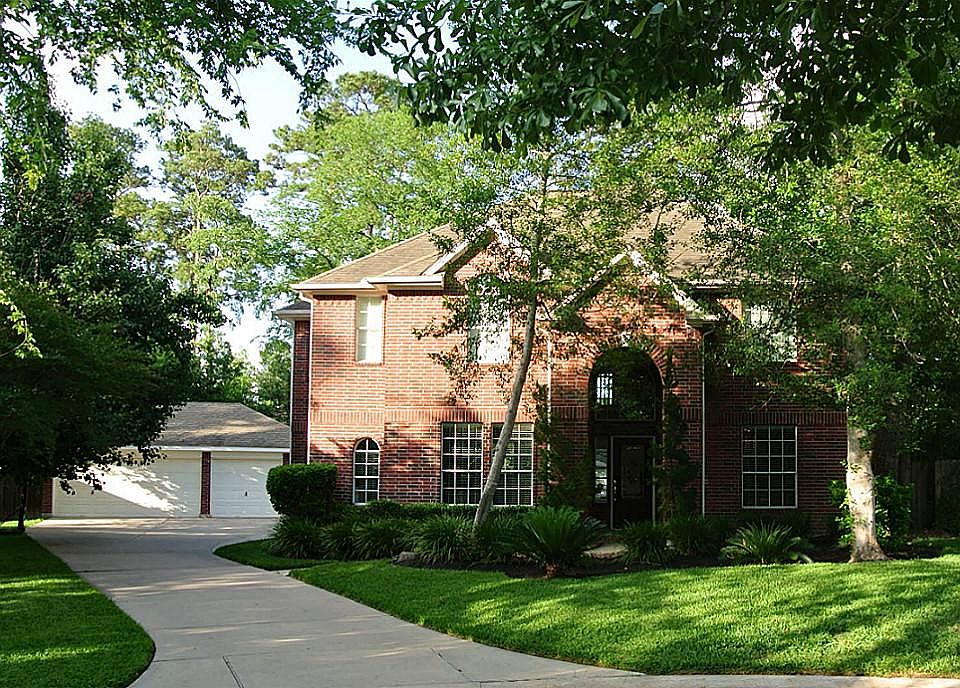 1st image of 42 Murmuring Creek Pl