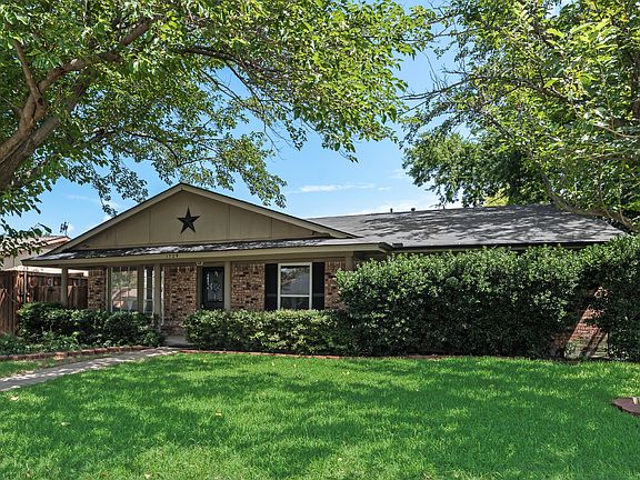 5th image of 1729 San Antonio Dr