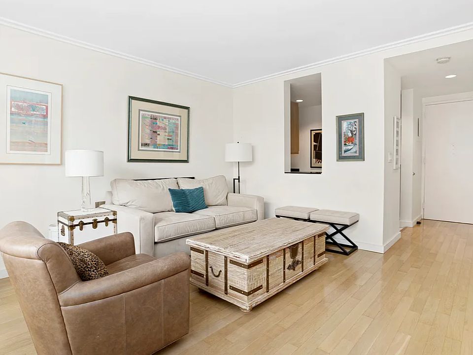 1st image of 160 W 66th St APT 22C