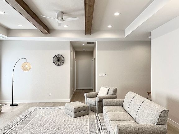 3rd image of 3011 Baltimore Dr