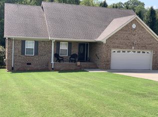 1049 Corey Dr, Lewisburg, TN 37091