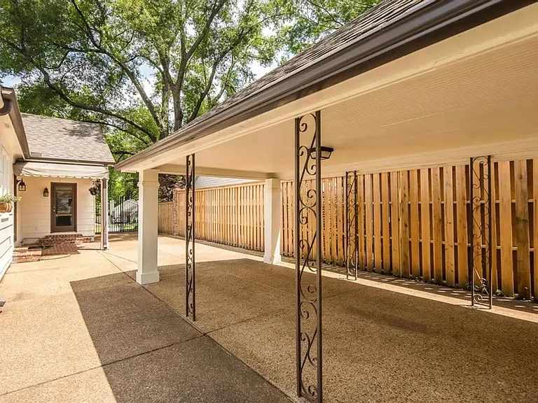 3731 Oakley Ave — Photo 19