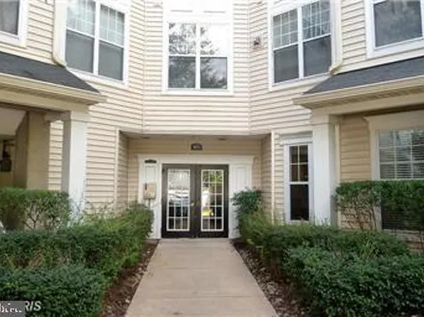 3851 Aristotle Ct #1312, Fairfax, VA 22030