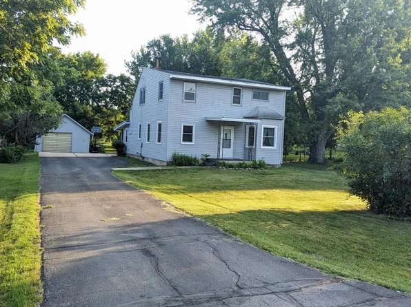 1303 30th Ave NE, Austin, MN 55912