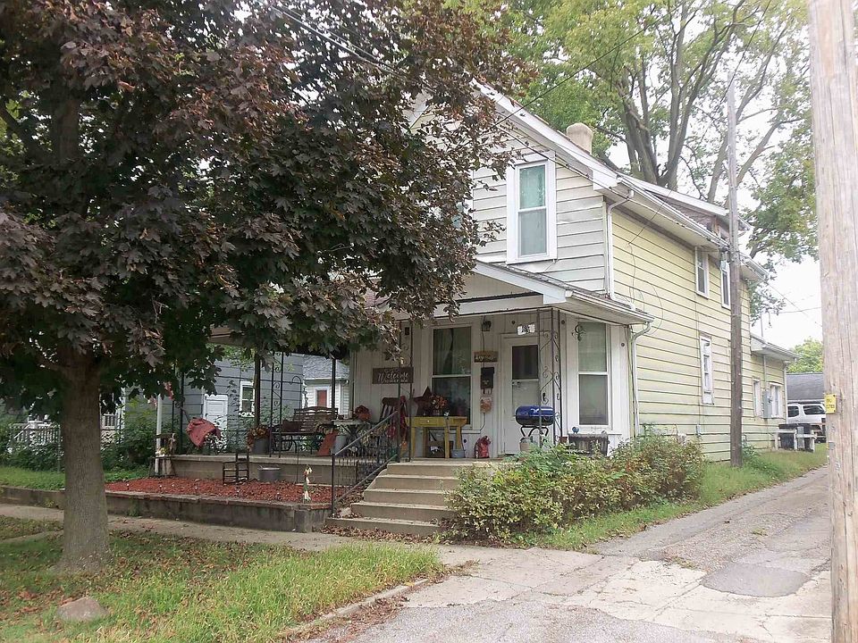 2nd image of 63 N Huntington St