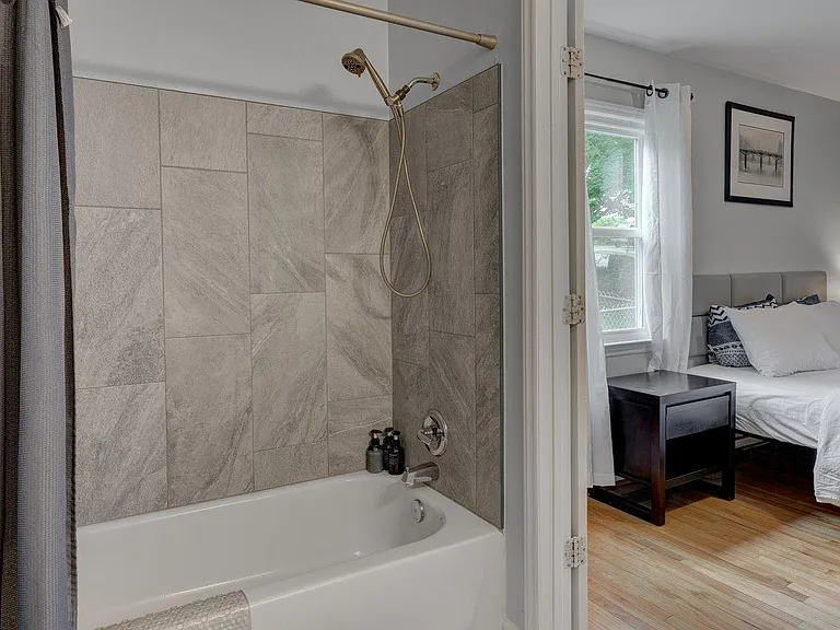 2408 Shirley St — Photo 22